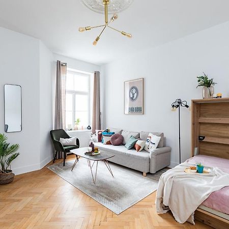 Superapart Krucza 47A Varšava Exteriér fotografie