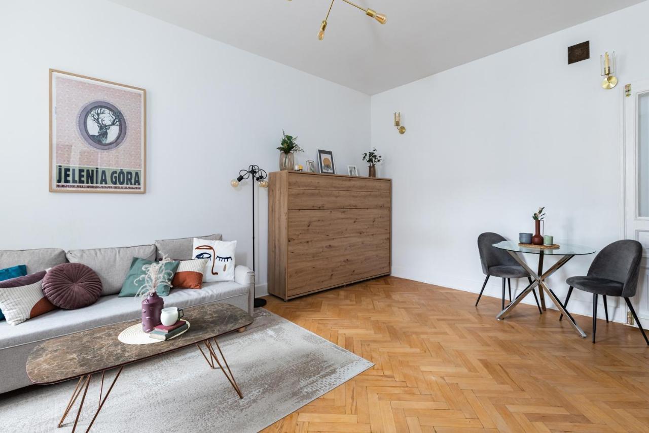 Superapart Krucza 47A Varšava Exteriér fotografie