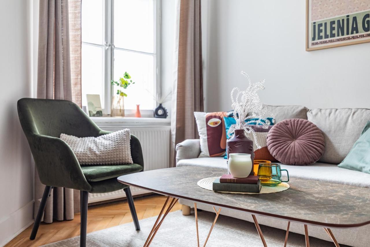 Superapart Krucza 47A Varšava Exteriér fotografie