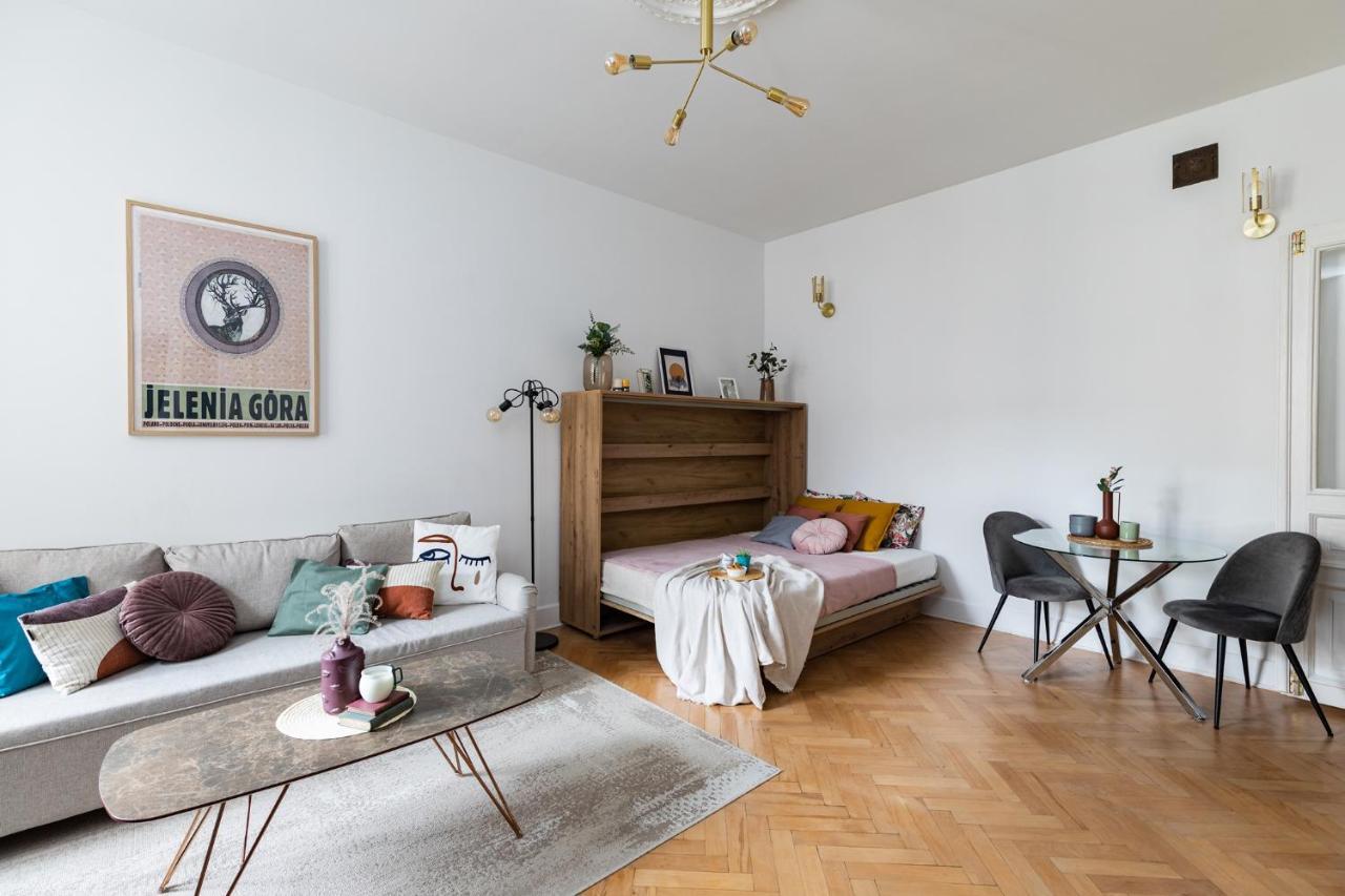 Superapart Krucza 47A Varšava Exteriér fotografie